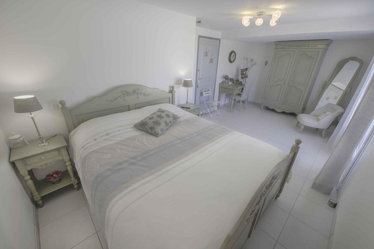 Domaine La Garenne Bed & Breakfast Reilhaguet Luaran gambar